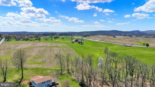 $1,100,000 | 612 Capitol Hill Road, Dillsburg, PA 17019