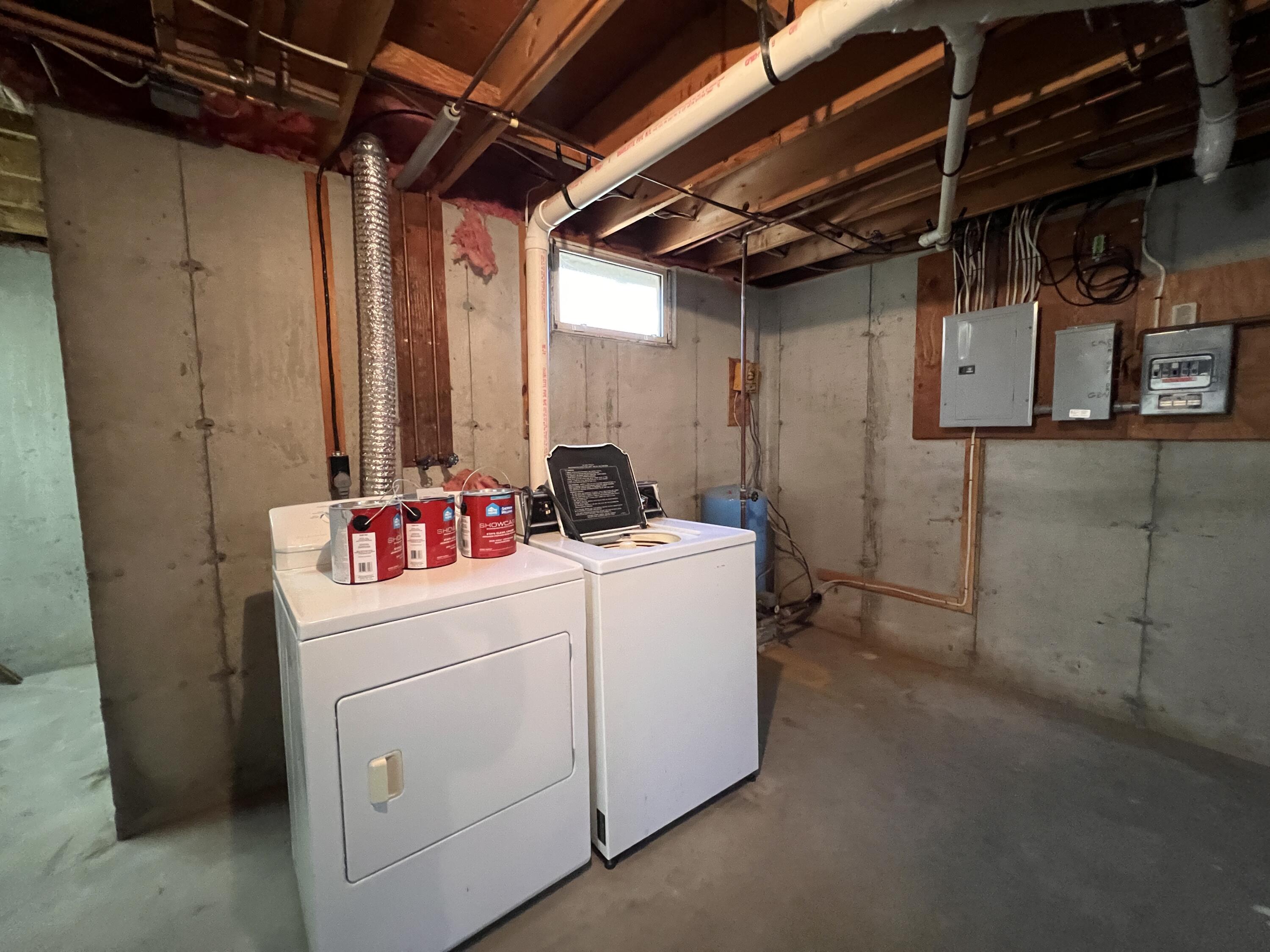 230 Dunn Road Dexter, ME 04930 - Photo 20 of 35 Washer / Dryer