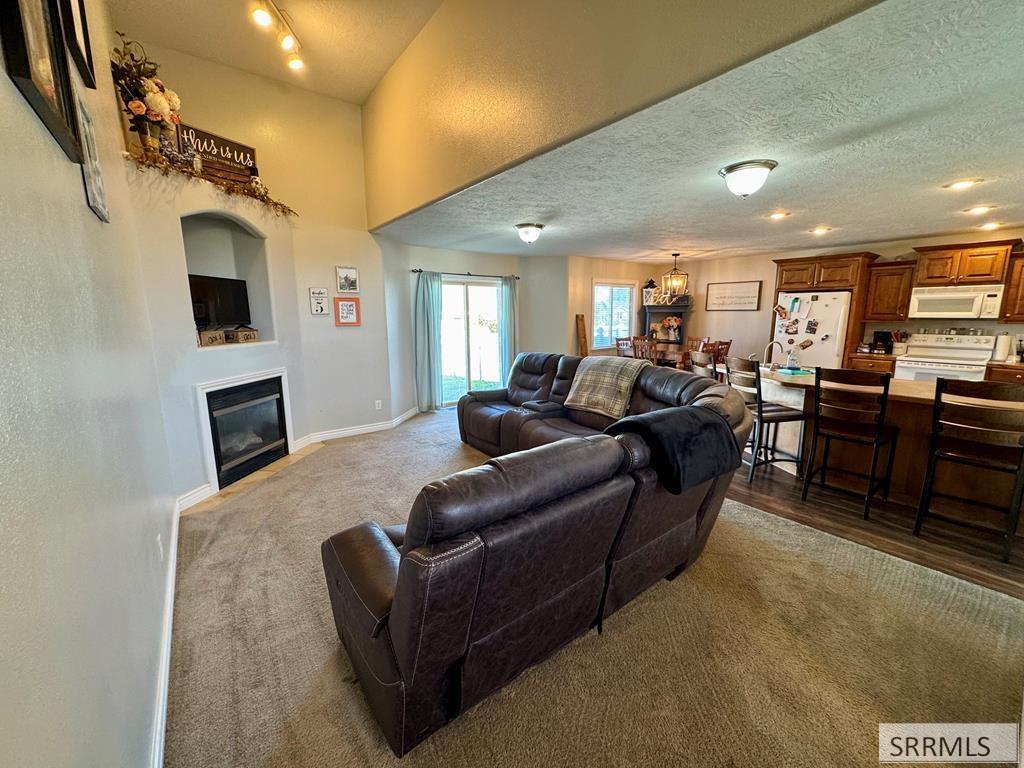 375 North 4th West, Unit 2 Rigby, ID 83442 - Photo 4 of 19