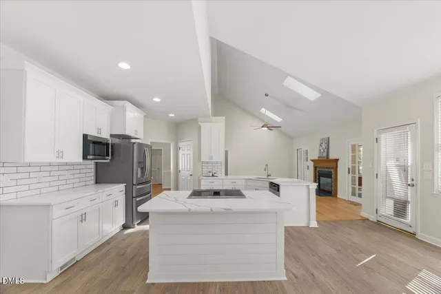 $2,800 | 6008 Chittim Court, Raleigh, NC 27616