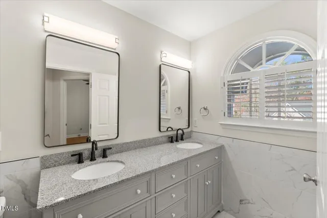 $2,800 | 6008 Chittim Court, Raleigh, NC 27616