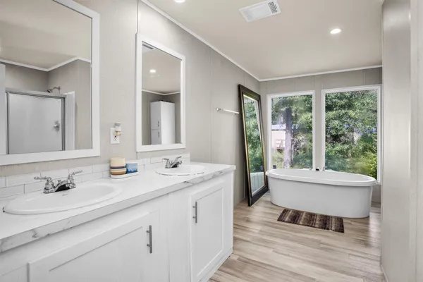 $2,000 | 595 County Road 2218, Cleveland, TX 77327