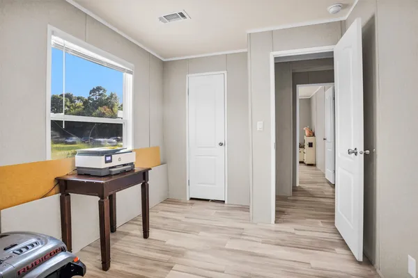 $2,000 | 595 County Road 2218, Cleveland, TX 77327