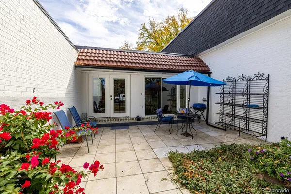 a view of a house with sitting area
