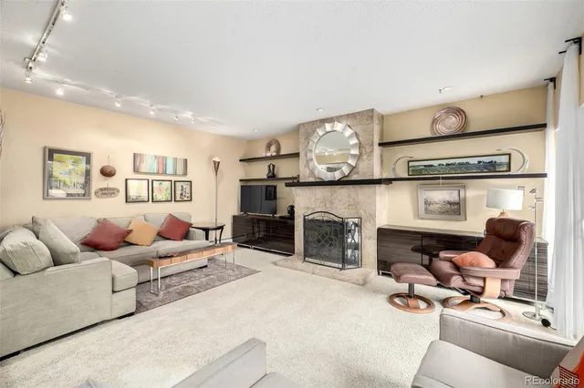 $525,000 | 7466 West Cedar Circle, Lakewood, CO 80226