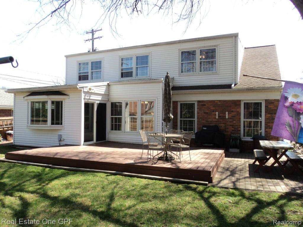 429 Lexington Road Grosse Pointe, MI 48236 - Photo 21 of 24 22 DSC03168.jpg