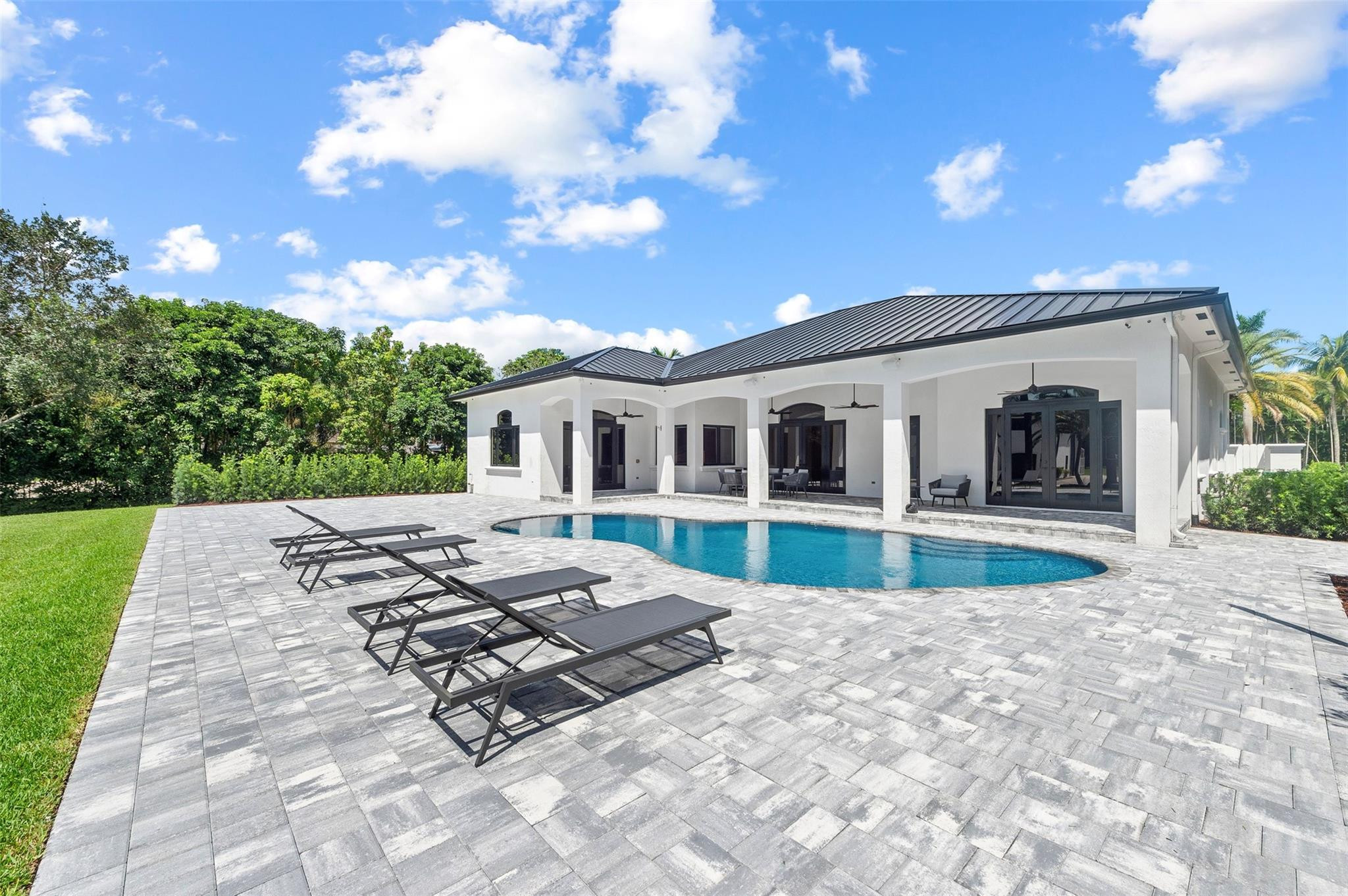 13100 Luray Road Southwest Ranches, FL 33330 - Photo 33 of 38 Photo 33