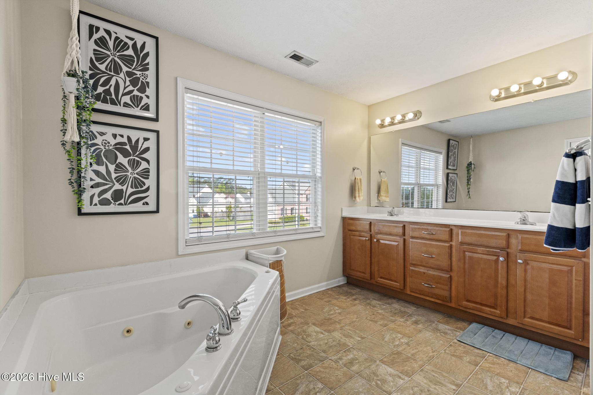 100 Westmont Road Jacksonville, NC 28540 - Photo 16 of 27 425A4750