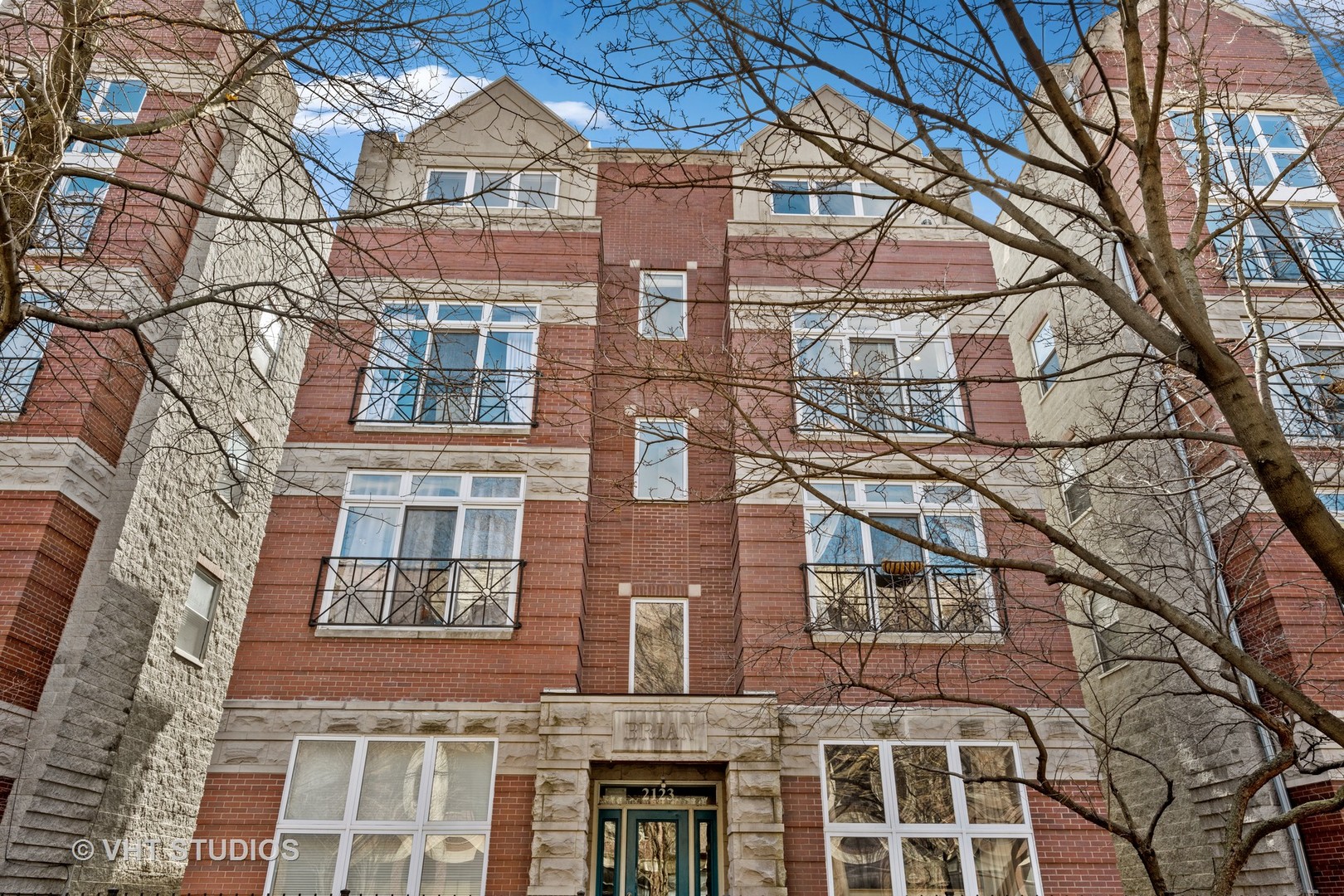 2123 West Rice Street, Unit 3W Chicago, IL 60622 - Photo 1 of 17 front view of a building