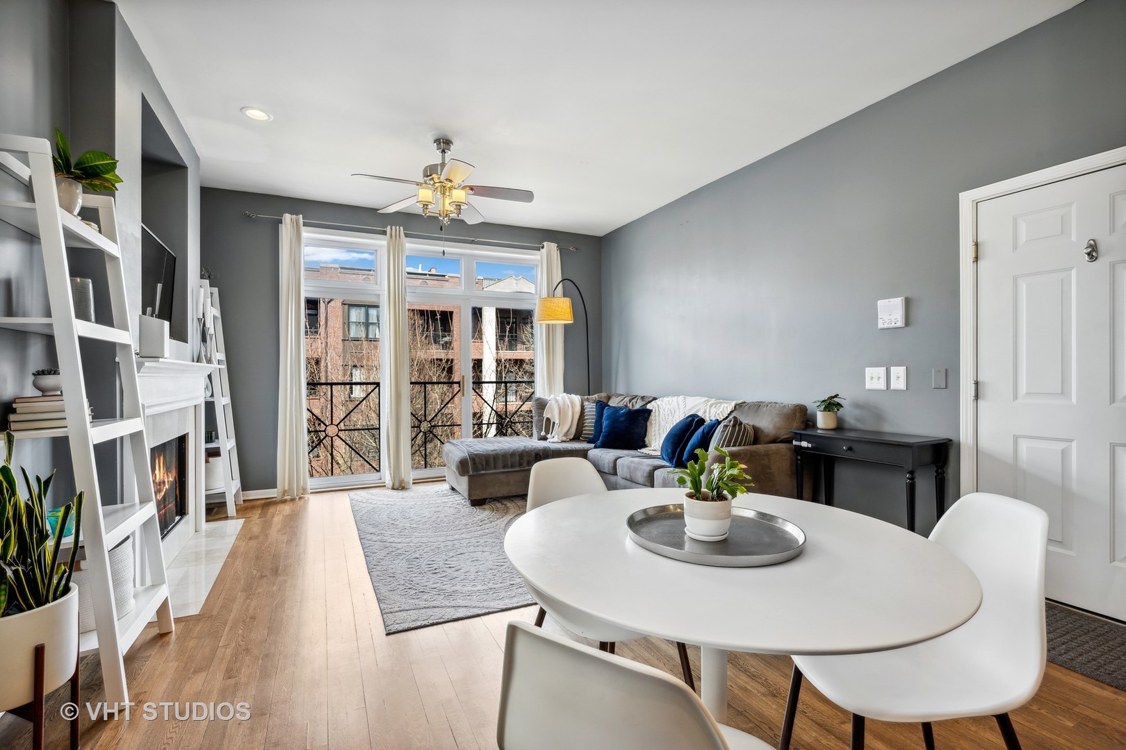 2123 West Rice Street, Unit 3W Chicago, IL 60622 - Photo 2 of 17 a view of a dining room with furniture and a table