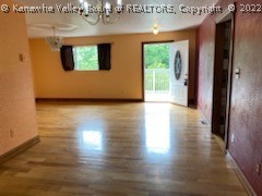 1555 Teter Road Charleston, WV 25314 - Photo 2 of 30 Gallery Image 2