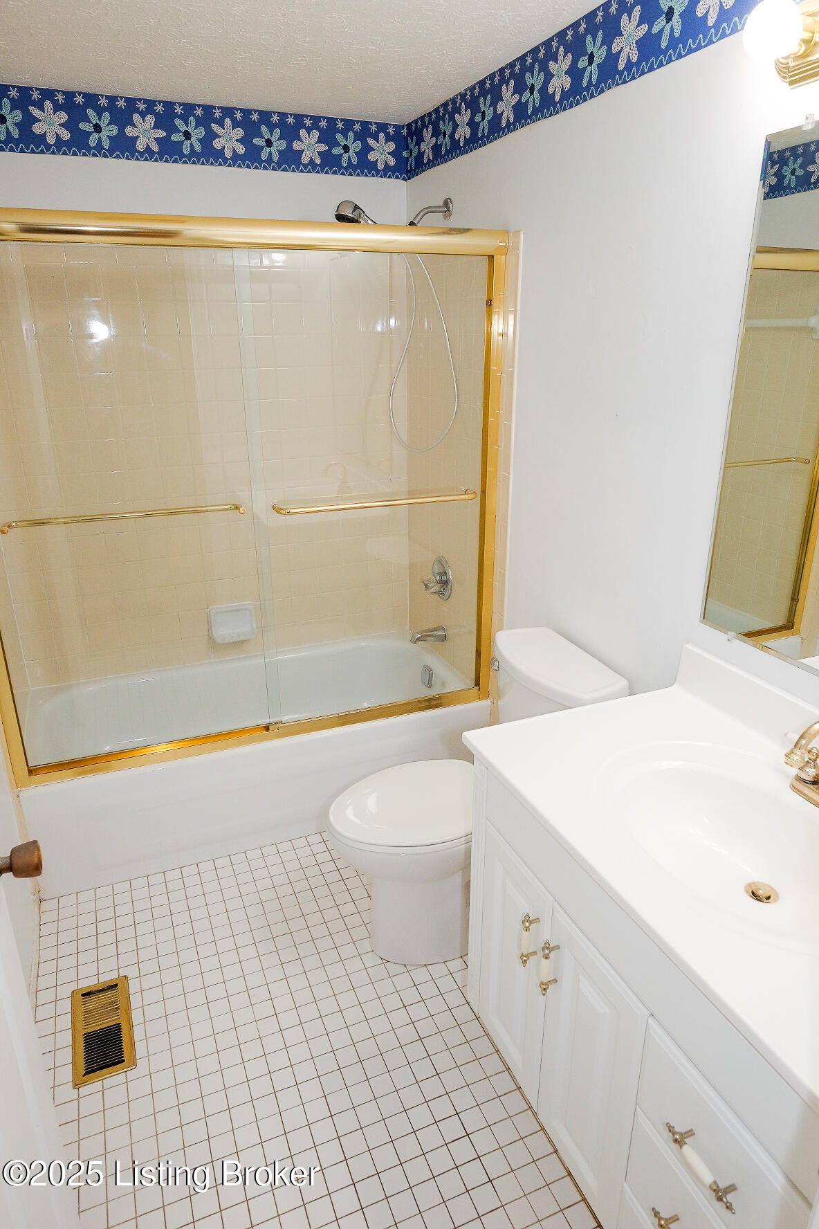 312 Fairmeade Road Louisville, KY 40207 - Photo 31 of 35 312_fairmeade_bth2