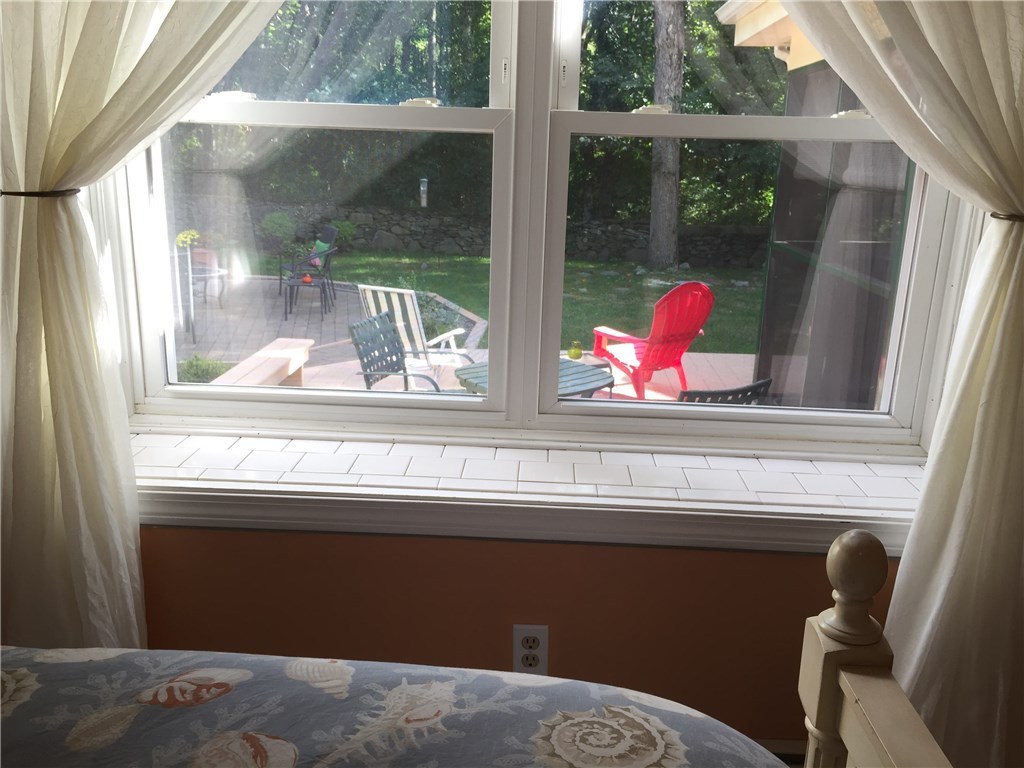 10 Duffield Road Bristol, RI 02809 - Photo 21 of 37 Pretty oversized window sill in master bedroom overlooking the backyard.
