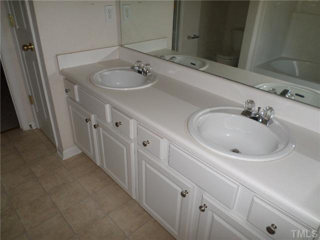 5227 Little Sandy Drive Raleigh, NC 27616 - Photo 11 of 15 Gallery Image 11