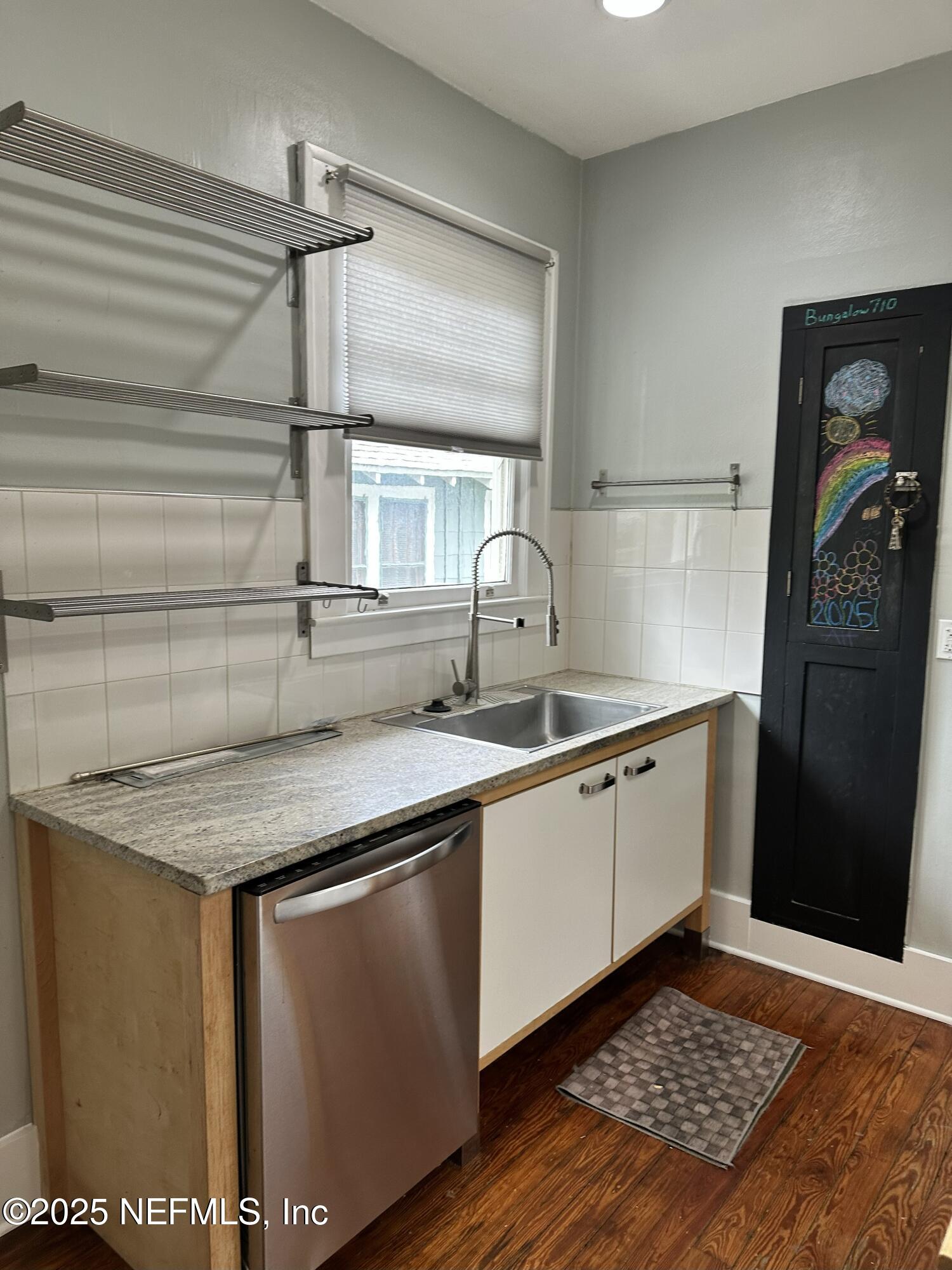 3854 Valencia Road Jacksonville, FL 32205 - Photo 15 of 21 Kitchen Solid Counters and Shelving