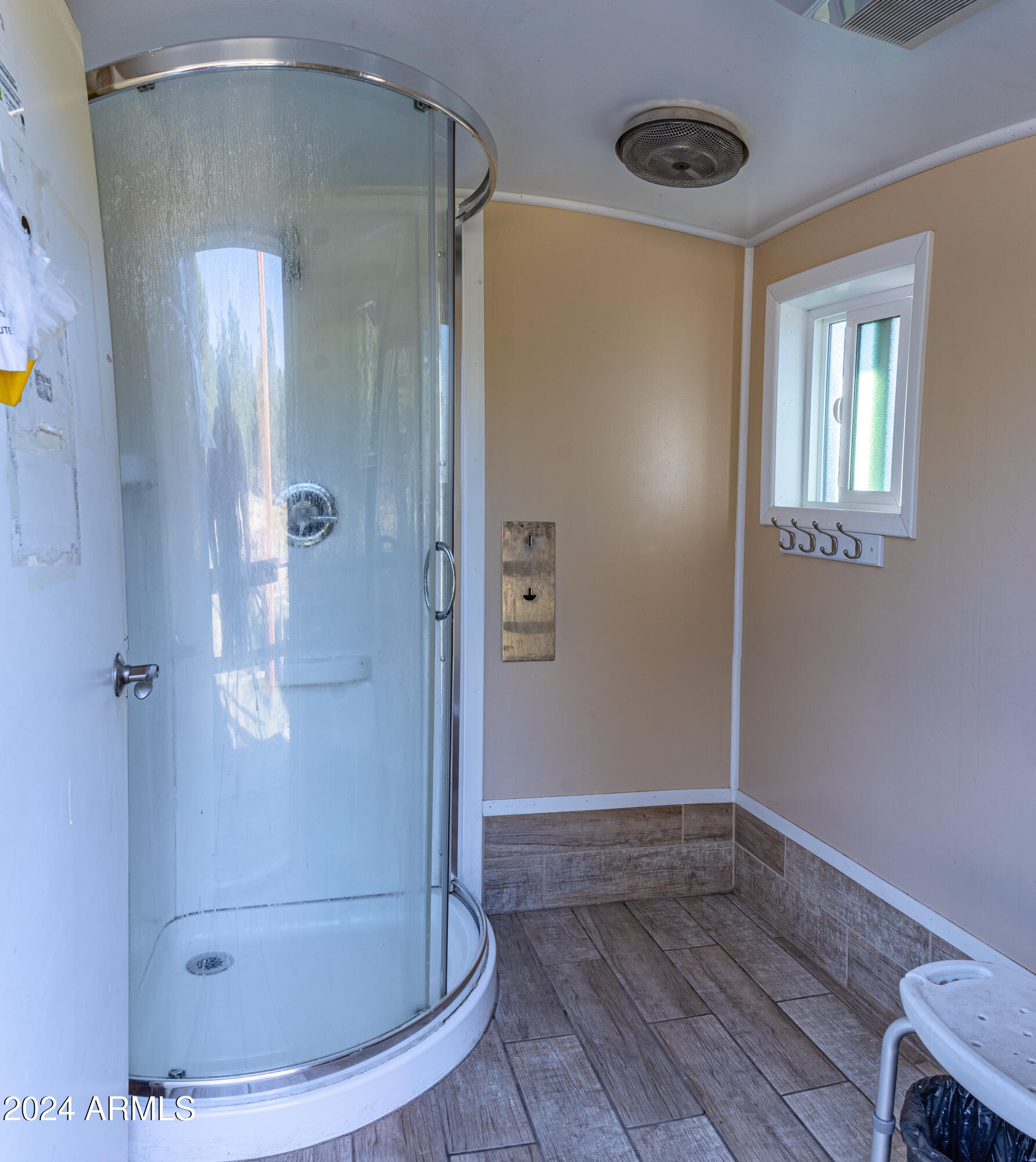 770 Forest Service 461 Road Fredonia, AZ 86022 - Photo 50 of 66 Shower