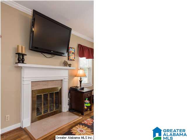 709 Grove Street Birmingham, AL 35209 - Photo 9 of 32