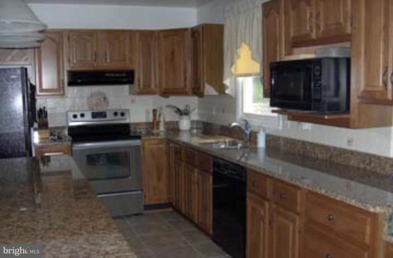 1330 Cox Road Huntingtown, MD 20639 - Photo 7 of 17 Kitchen #3