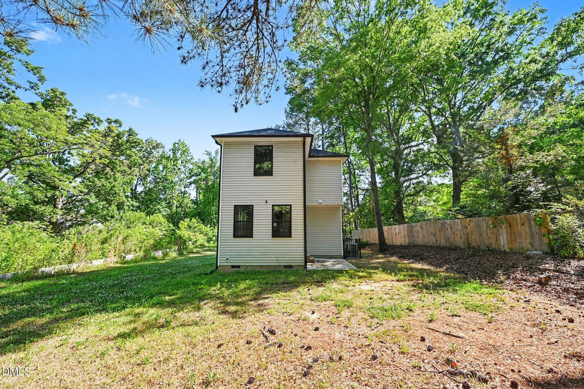 2513 Rochelle Street Durham, NC 27703 - Photo 15 of 15 016_file_2916
