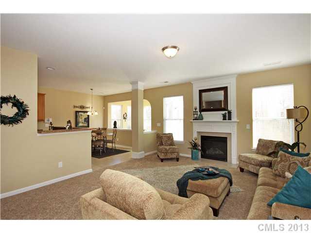 3306 Streamside Drive Davidson, NC 28036 - Photo 8 of 16