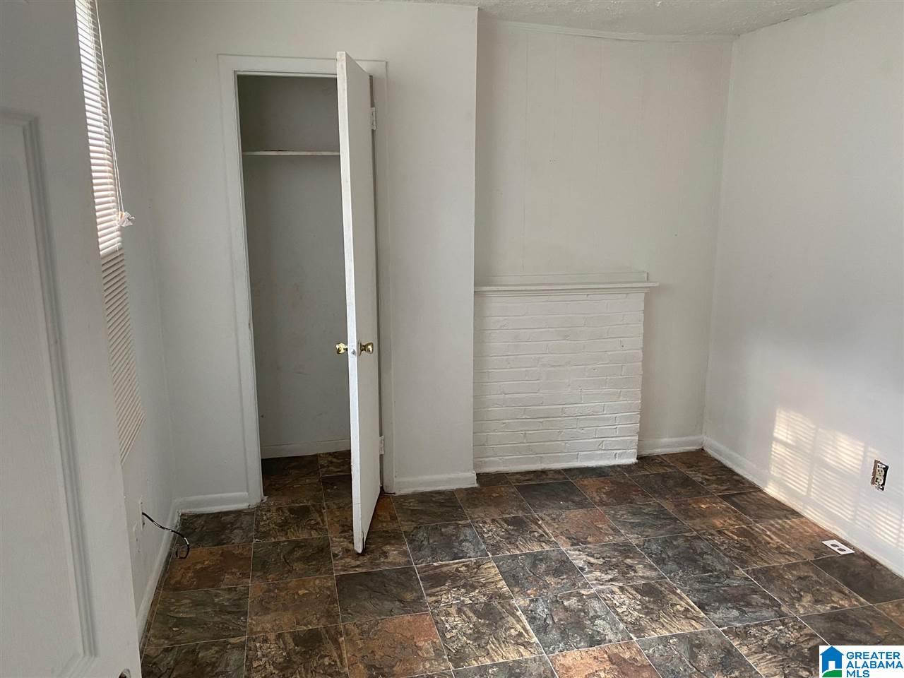 129a 60th Street Fairfield, AL 35064 - Photo 5 of 8