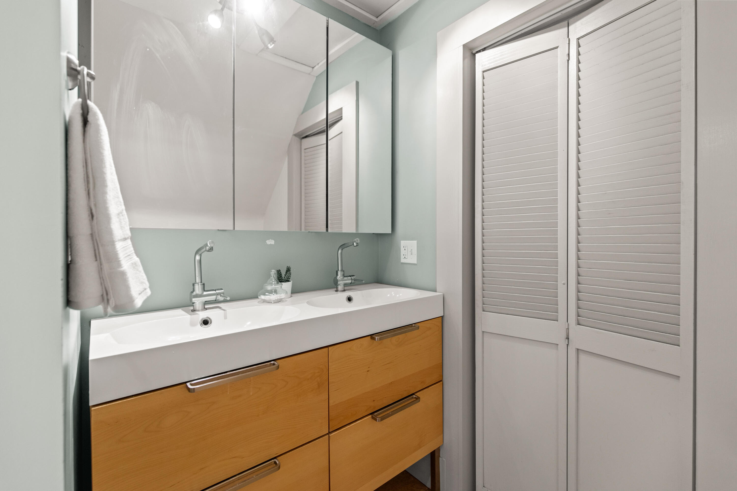 333 Main Street Cumberland, ME 04021 - Photo 23 of 67 333MainStreetCumberland_05