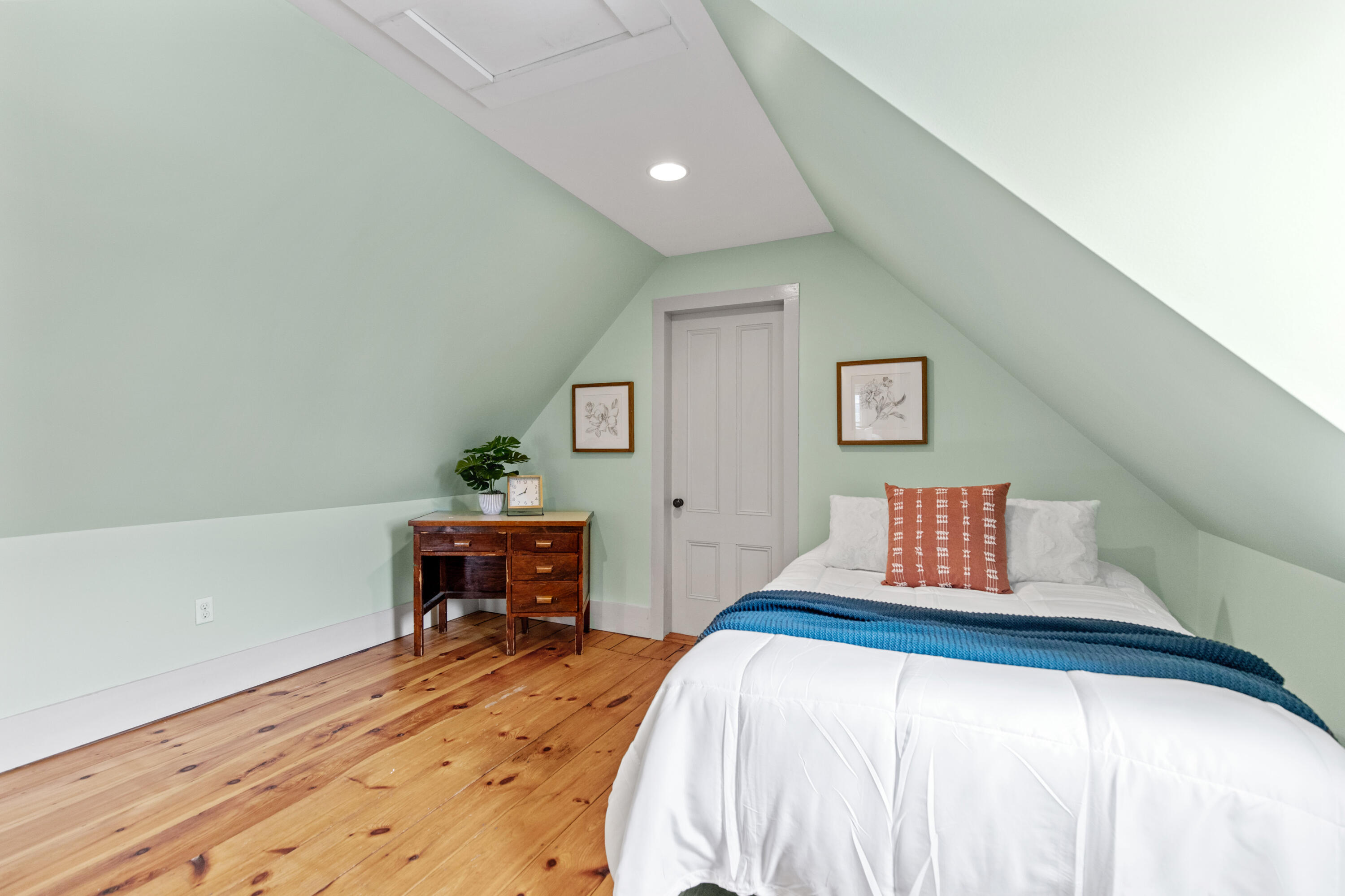 333 Main Street Cumberland, ME 04021 - Photo 33 of 67 333MainStreetCumberland_16