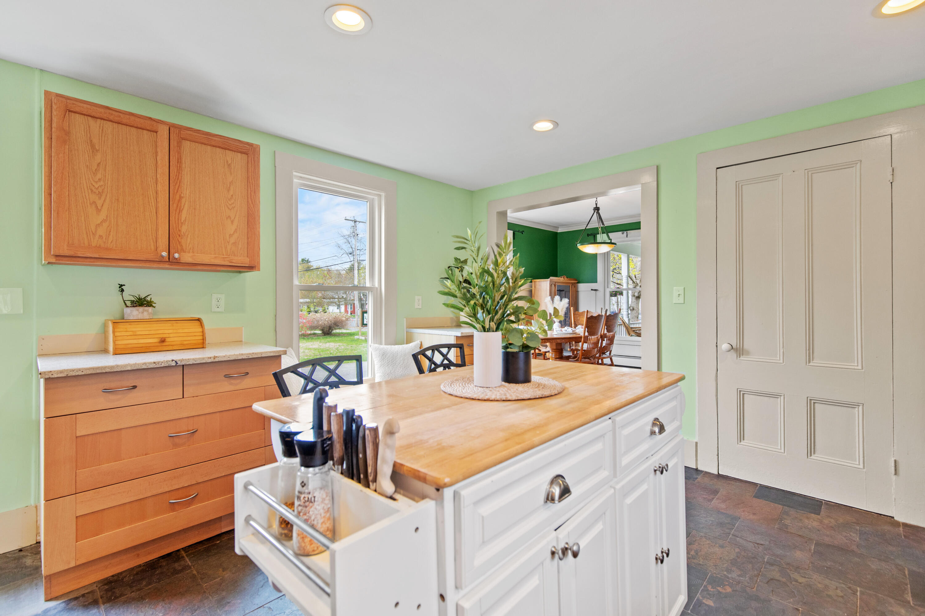 333 Main Street Cumberland, ME 04021 - Photo 8 of 67 333MainStreetCumberland_28