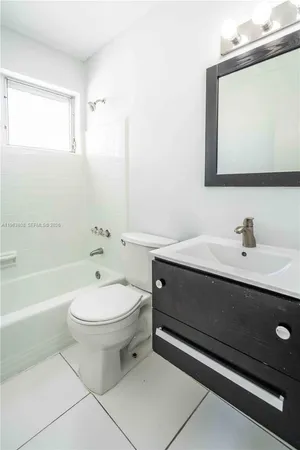 $1,775 | 7931 East Drive, Unit 206, North Bay Village, FL 33141