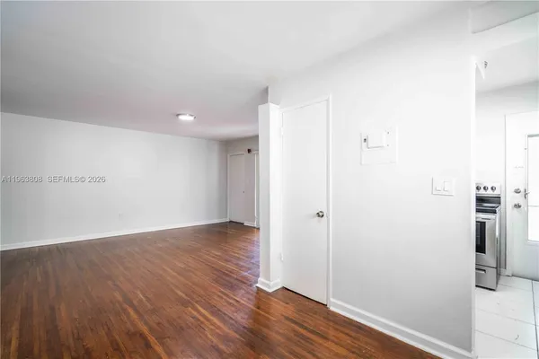 $1,775 | 7931 East Drive, Unit 206, North Bay Village, FL 33141