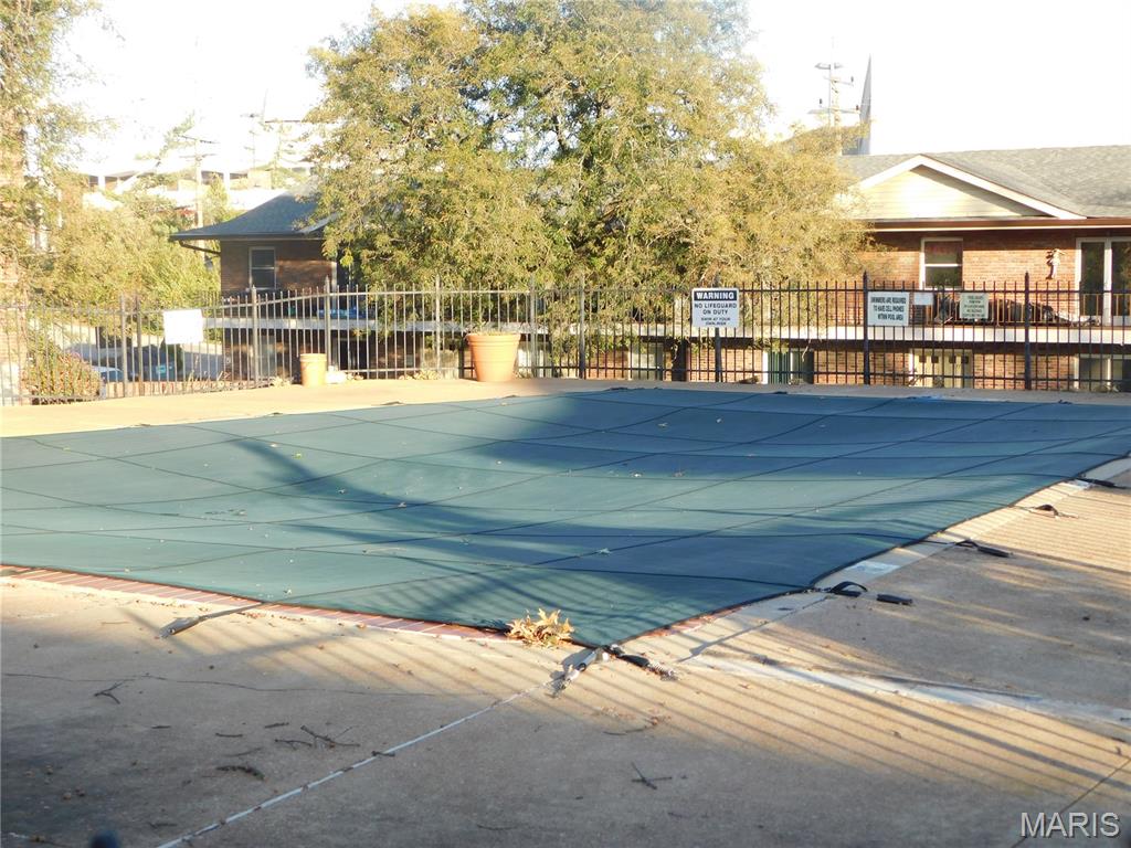 6910 Colonial Woods Drive, Unit 97 St. Louis, MO 63129 - Photo 11 of 28