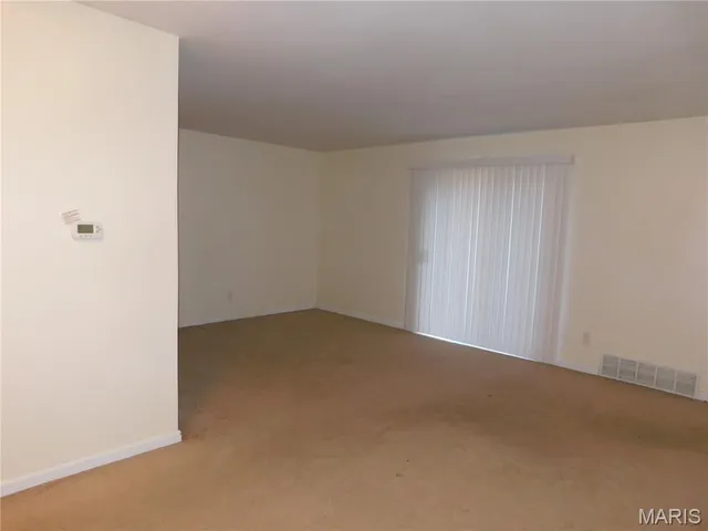 $790 | 6910 Colonial Woods Drive, Unit 97, St. Louis, MO 63129