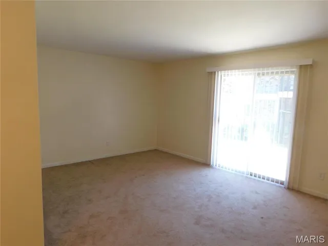 $790 | 6910 Colonial Woods Drive, Unit 97, St. Louis, MO 63129