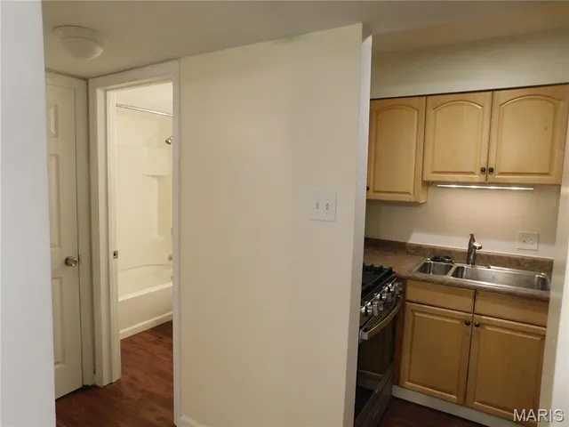 $790 | 6910 Colonial Woods Drive, Unit 97, St. Louis, MO 63129