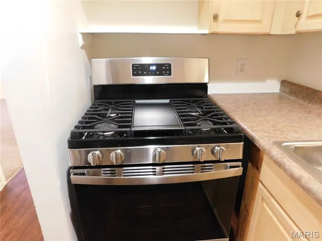 $790 | 6910 Colonial Woods Drive, Unit 97, St. Louis, MO 63129