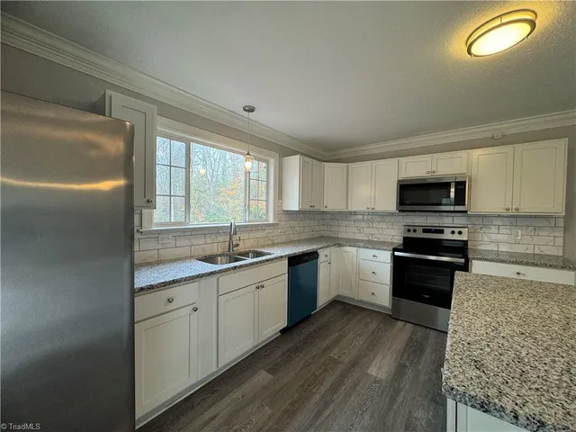 $1,750 | 1803 Allyson Avenue, Greensboro, NC 27405