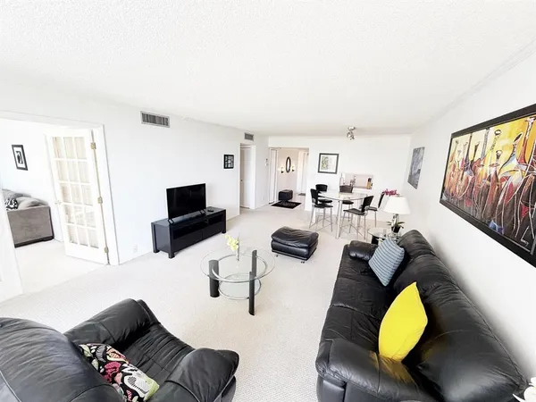 $249,900 | 2681 South Course Drive, Unit 511, Pompano Beach, FL 33069