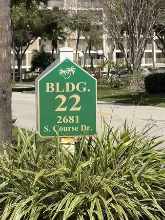 $249,900 | 2681 South Course Drive, Unit 511, Pompano Beach, FL 33069
