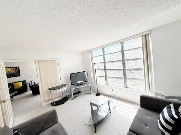 $249,900 | 2681 South Course Drive, Unit 511, Pompano Beach, FL 33069