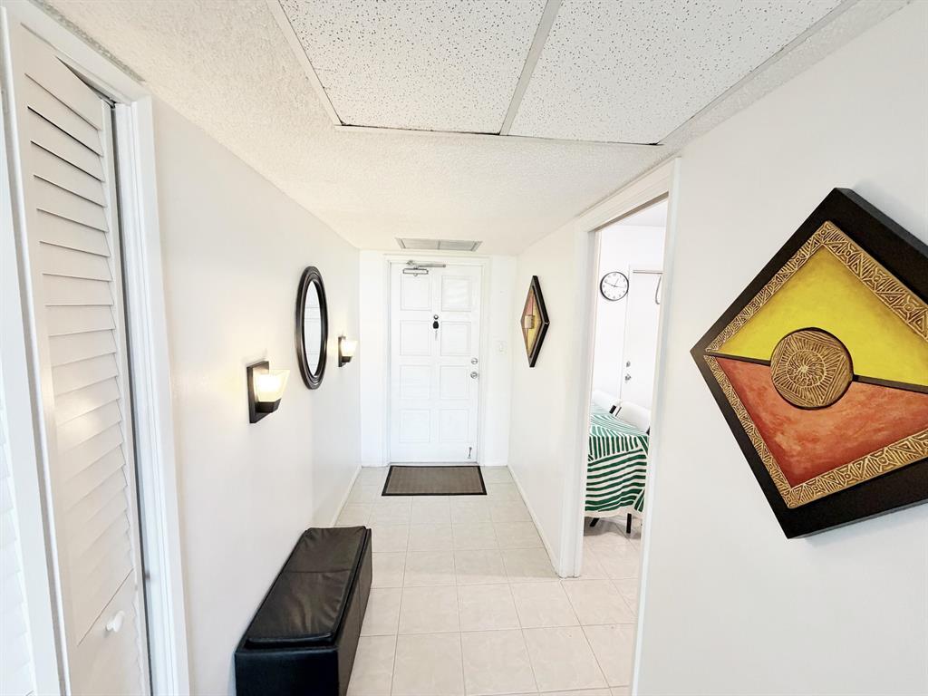 2681 South Course Drive, Unit 511 Pompano Beach, FL 33069 - Photo 4 of 35