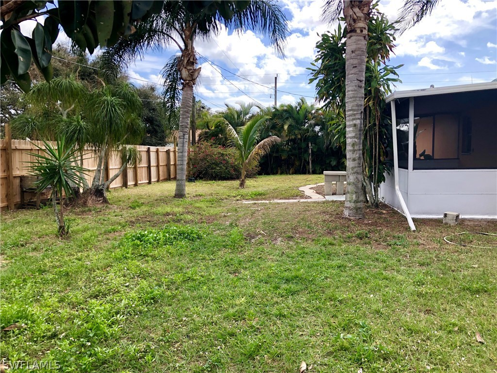 18481 Holly Road Fort Myers, FL 33967 - Photo 18 of 21 Gallery Image 18
