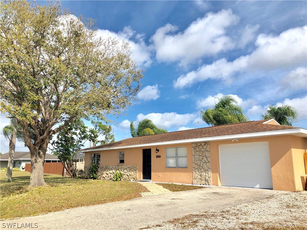 18481 Holly Road Fort Myers, FL 33967 - Photo 2 of 21 Gallery Image 2