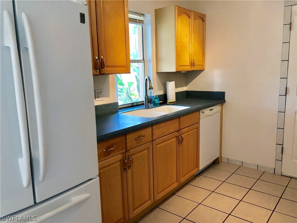 18481 Holly Road Fort Myers, FL 33967 - Photo 8 of 21 Gallery Image 8
