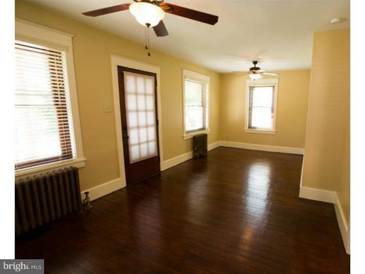 541 Nutt Road Phoenixville, PA 19460 - Photo 9 of 23 Living Room