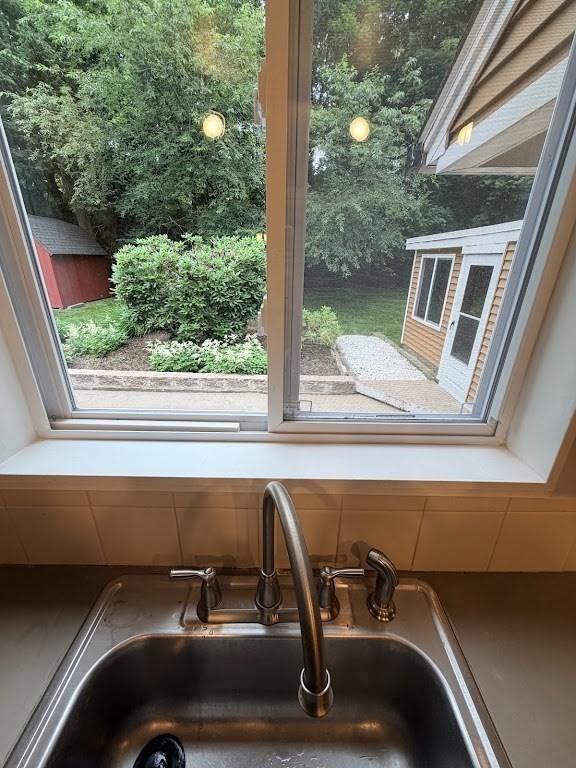 116 Derby Dingle Springfield, MA 01107 - Photo 22 of 31