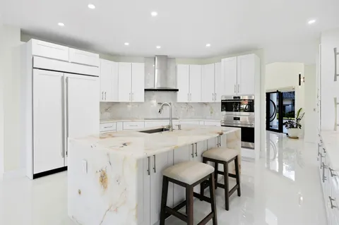 $2,500,000 | 10038 Vestal Place, Coral Springs, FL 33071