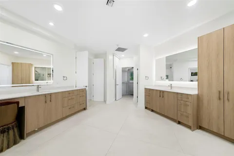 $2,500,000 | 10038 Vestal Place, Coral Springs, FL 33071