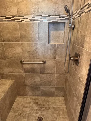 $349,900 | 1006 Ann Avenue, Lady Lake, FL 32159