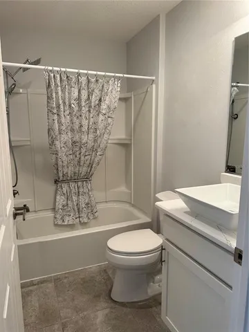 $349,900 | 1006 Ann Avenue, Lady Lake, FL 32159