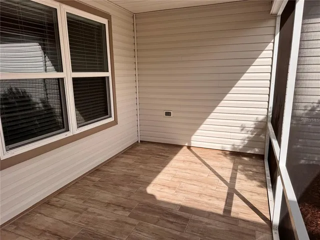 $349,900 | 1006 Ann Avenue, Lady Lake, FL 32159